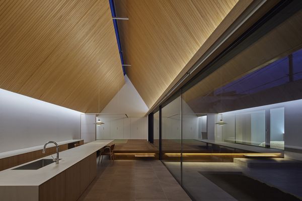 HOUSE IN HAYAMIYA