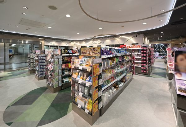 アインズ&トルペ池袋東武ホープセンター店