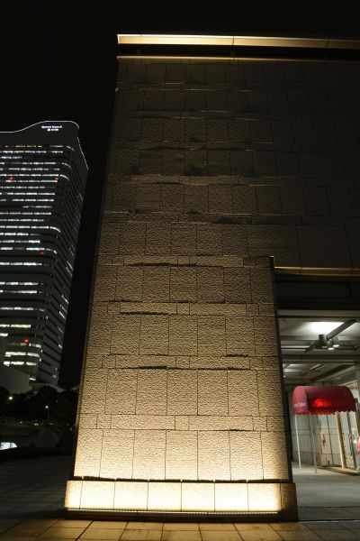 横浜美術館