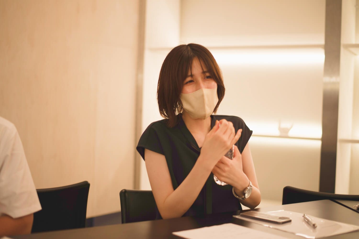 若手社員